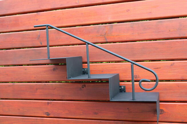 kwietnik schody ,półka na kwiaty na książki kwietnik wiszący