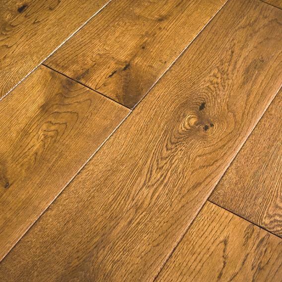 Parkieciarnia - podłogi, schody, drzwi drewniane