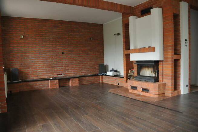 Układanie paneli. Montaż deski barlineckiej. LISTWY MDF