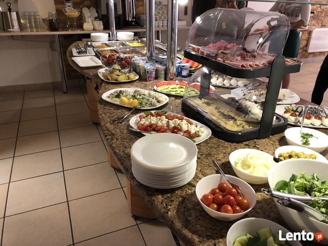 Kucharkę kucharza Zatrudnimy Ledan Chłopy praca całoroczna