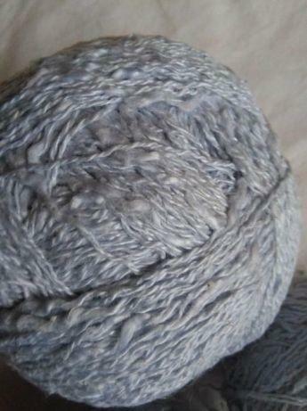 237 gr jasno niebieska włóczka wełna