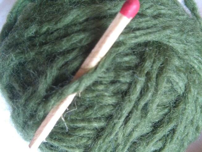 506 gr zieleń wełna włóczka