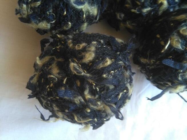 150 gr kudłata kolorowa wełna włóczka