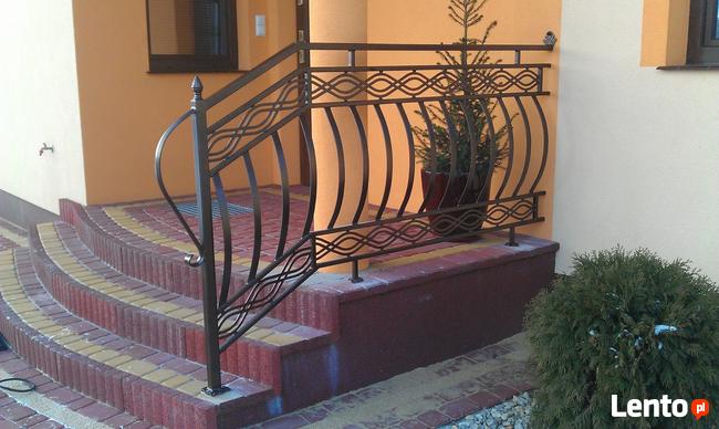 Balustrada pasowa z wzorem greckim