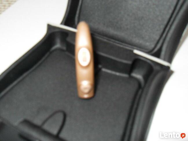 Sprzedam nowy na gwarancji aparat słuchowy starkey