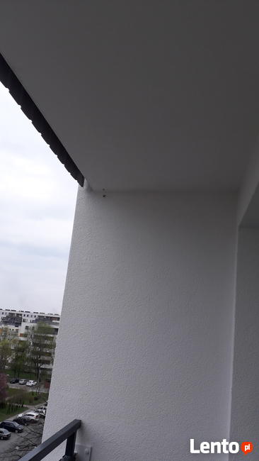 Montaż siatki:balkon, okno przed ptakami, wypadnięciu kotka.