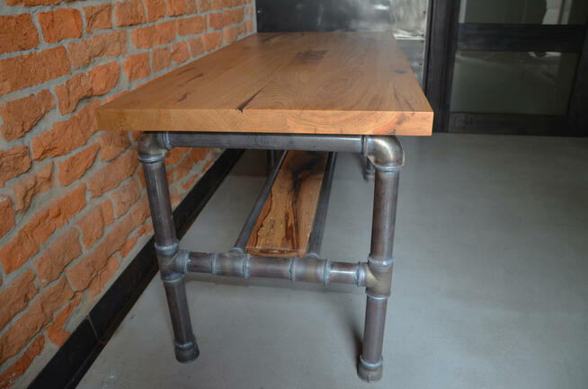 Stolik kawowy rustykalny- loftowy.