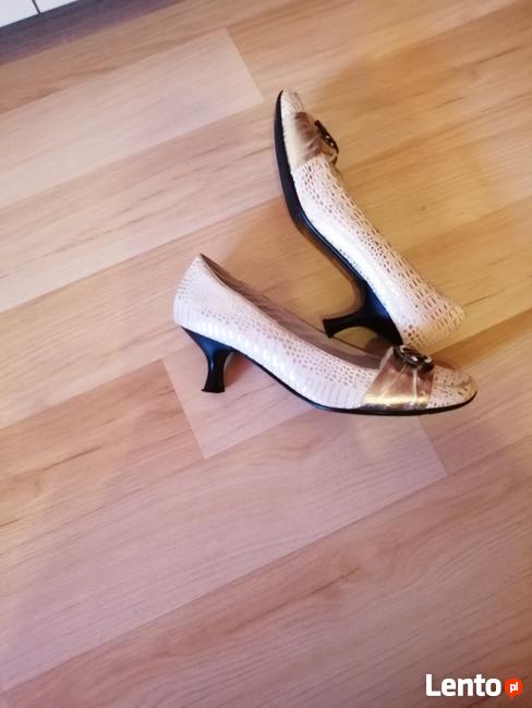sprzedam buty damskie