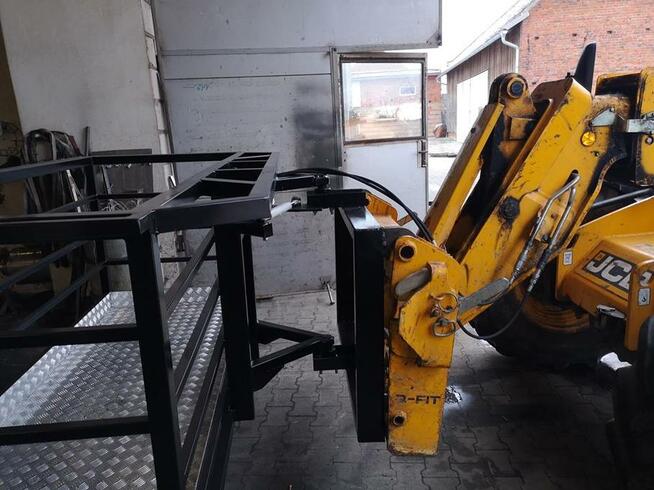 KOSZ SKRĘTNY HYDRAULICZNIE