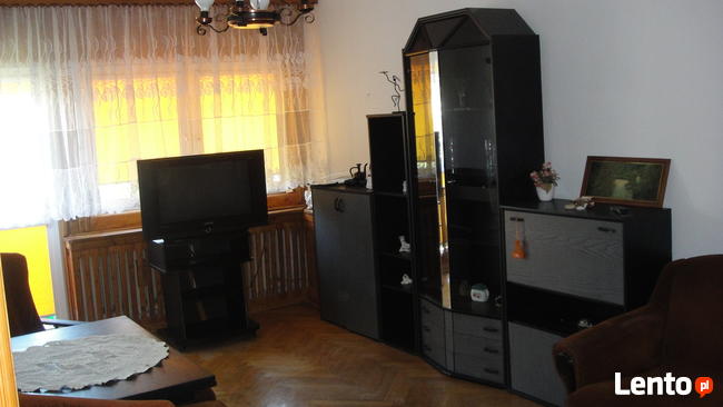 3 pokoję wynajmę na Teofilowi w dobrej lokalizacji