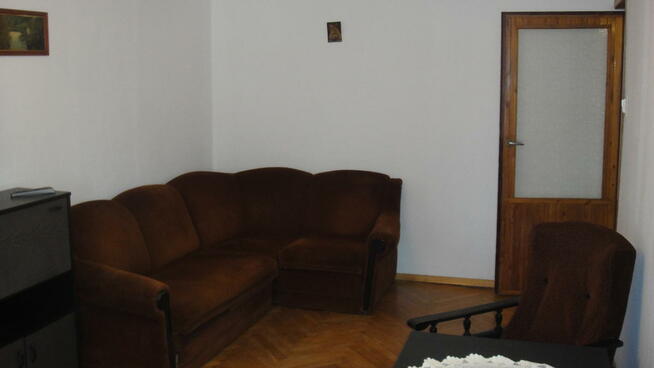 3 pokoję wynajmę na Teofilowi w dobrej lokalizacji