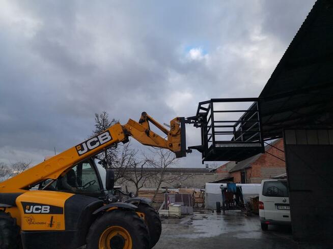 KOSZ SKRĘTNY HYDRAULICZNIE