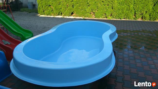Basen poliestrowy 380/250/70 laminat łatwy w utrzymaniu