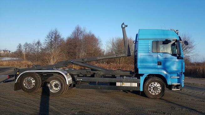 Zabudowy pojazdów cięzarowych hakowce HDS wywrotki