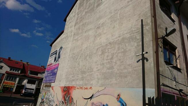 Dam miejsce na reklamę na ścianie budynku w Mińsku Mazowieck