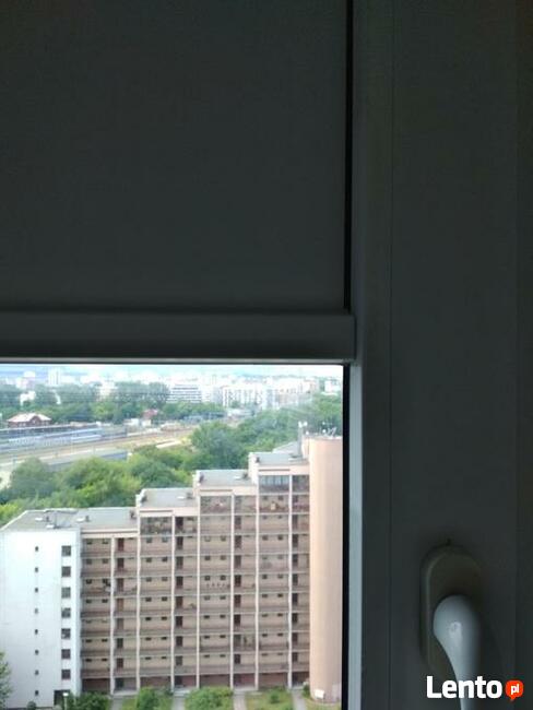 Wymiana pakietów szybowych termicznych w oknach szklarz