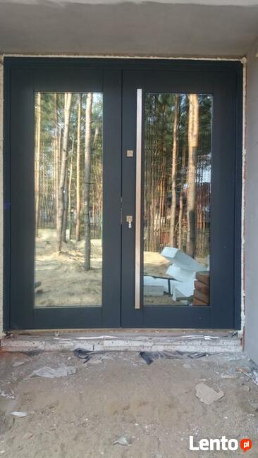 Drzwi drewniane wykonane na zamówienie