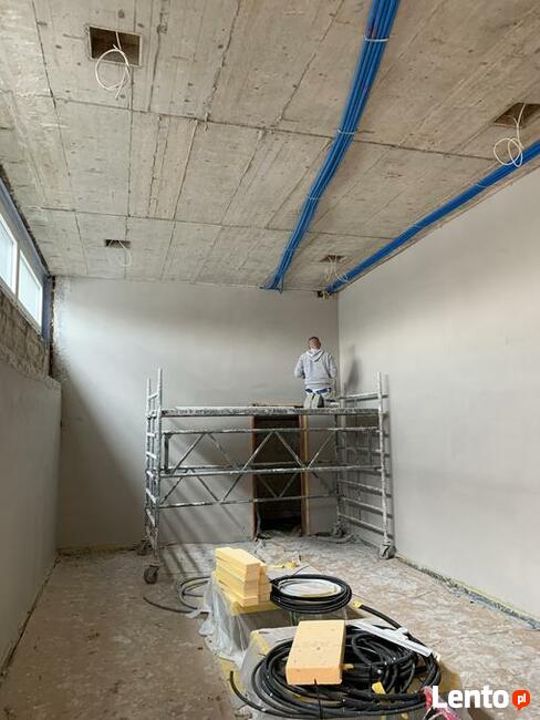 Gładzie natryskowe, tynki maszynowe, budowa domów , regipsy,