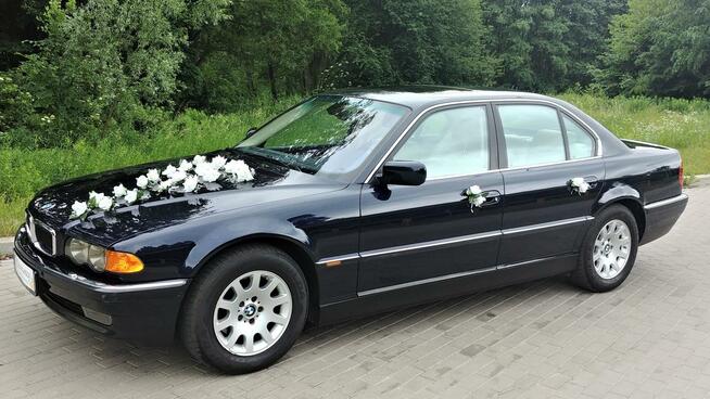 Mercedes S65 AMG / Chrysler 300C / BMW E38 / Mercedes 500 SE