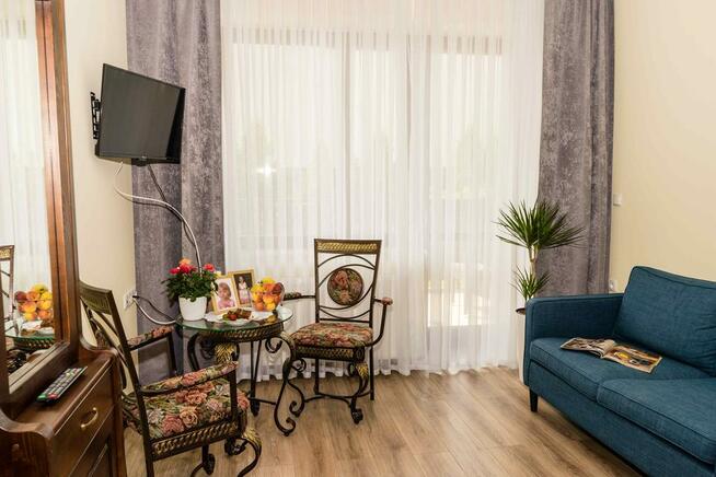 Dom i Pensjonat Seniora Eden Maniowy