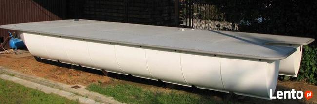 Podstawa (baza) katamaranu pod zabudowę typu hausboat.