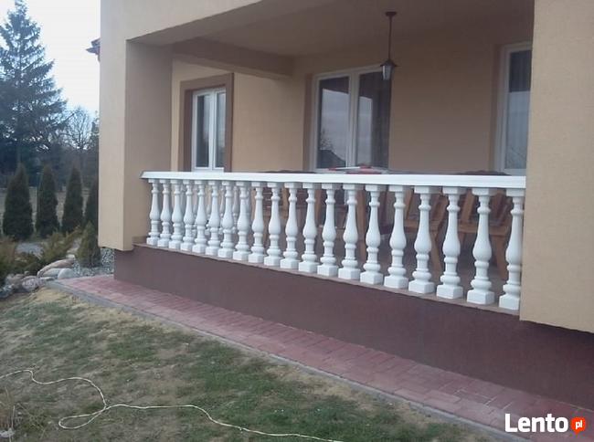 Tralki betonowe na schody, balkon, taras proste i łukowate,