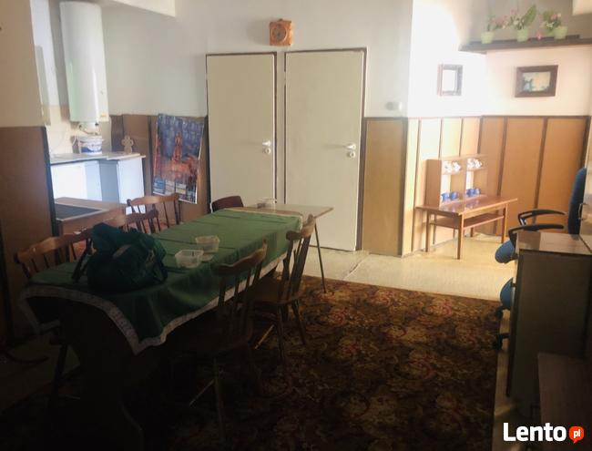 Sprzedam dom i statek -barkę nad jeziorem rożnowskim.