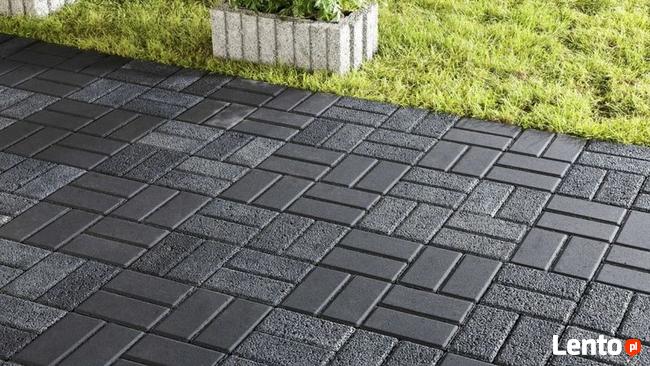 UKŁADANIE KOSTKI BRUKOWEJ