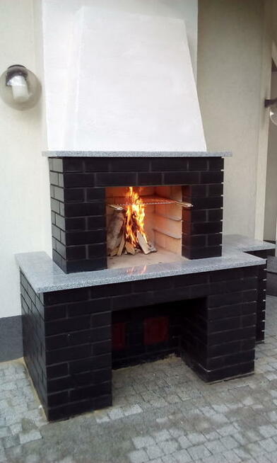 Kominki, grille wędzarnie, piece chlebowe, wkłady kominkowe.