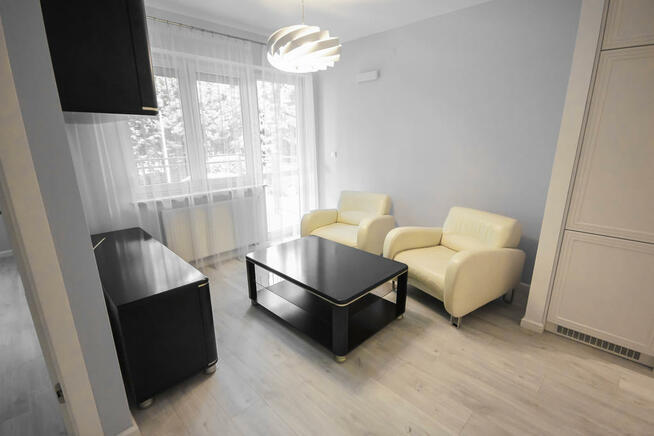 Wielicka 42B, 2 pokoje