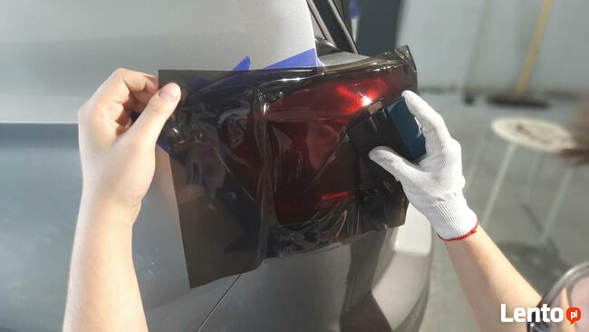 Przyciemnianie lamp tylnich szyb ozonowanie aut kraków
