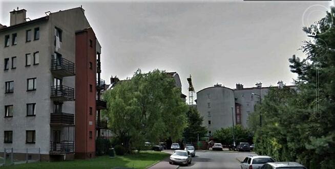 Żabiniec - 36 m2 - pokój z osobną jasną kuchnią, balkon