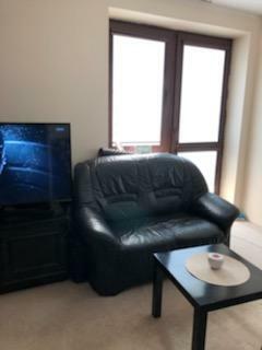 Żabiniec - 36 m2 - pokój z osobną jasną kuchnią, balkon