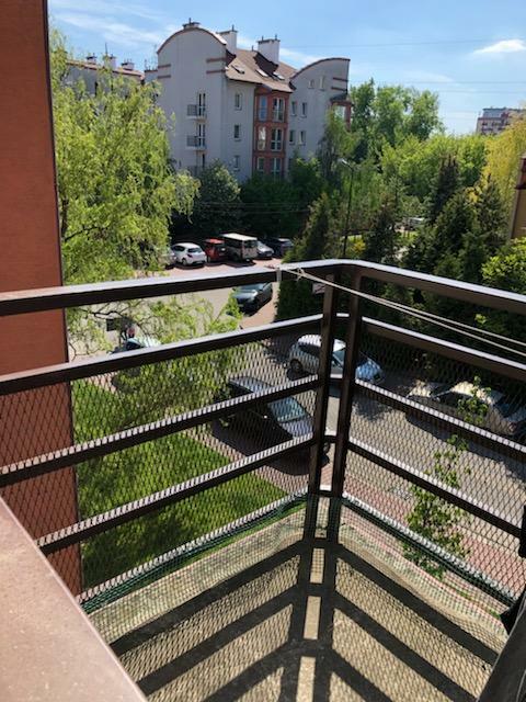 Żabiniec - pokój z osobną jasną kuchnią, balkon