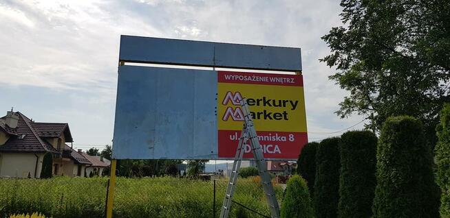 Konstrukcje reklamowe - Pylony - Tablice