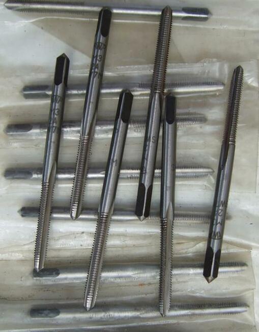 GWINTOWNIK M 4 M4x0,7 0,5 FWP VIS FANAR MASZYNOWY