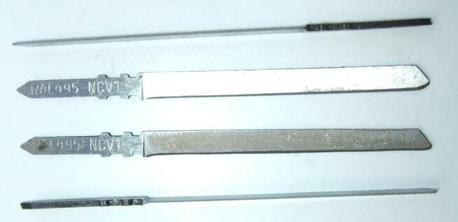 BRZESZCZOT NÓŻ CIĘCIA GUMA KARTON SKÓRA RAL995NCV1