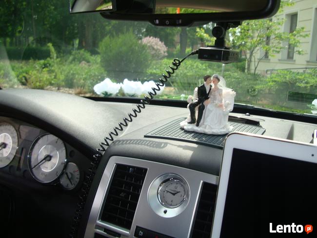 Auto, Limuzyna do ślubu. Chrysler 300C. SZCZECIN.