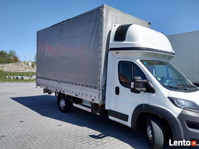 Autolaweta Transport auto laweta Przeprowadzki +48507017795