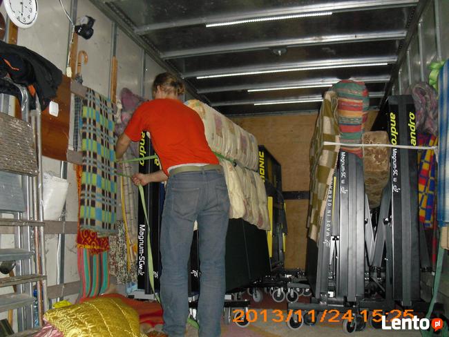 Wywóz mebli Bielsko.Sprzątanie mieszkań, piwnic, strychów.