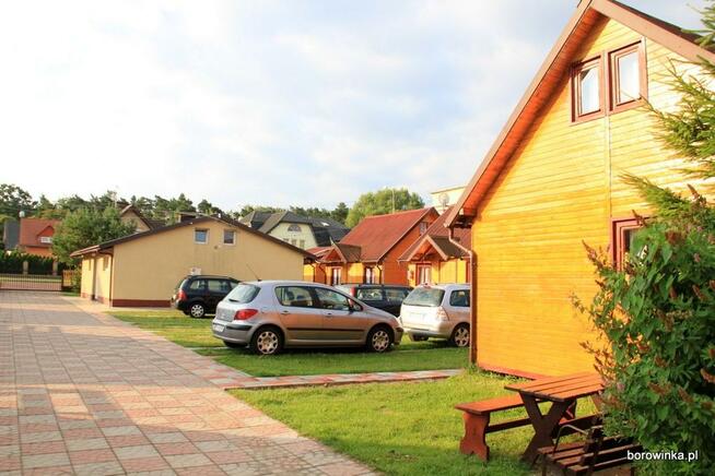 Praca w recepcji ośrodka Borownka