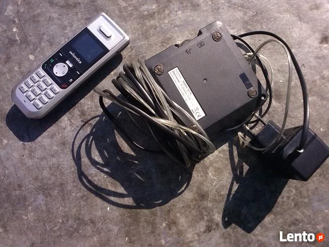 Stacjonarny bezprzewodowy telefon cyfrowy, 35 zł.