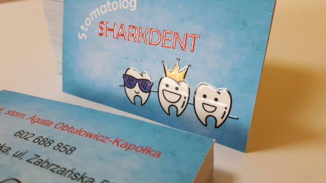 Wizytówki z folią silk touch i lakierem wybiórczym 3D orygin