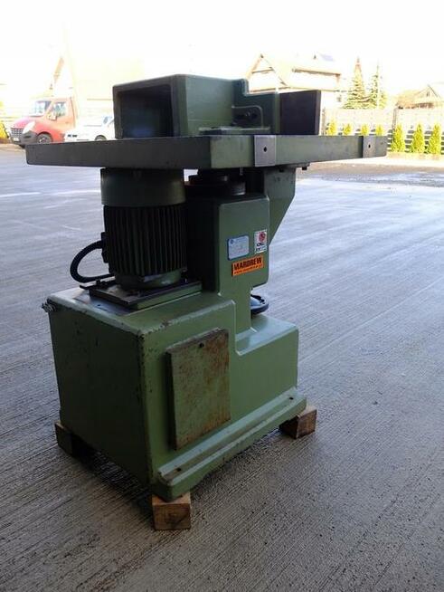 Frezarka dolnowrzecionowa Bulleri