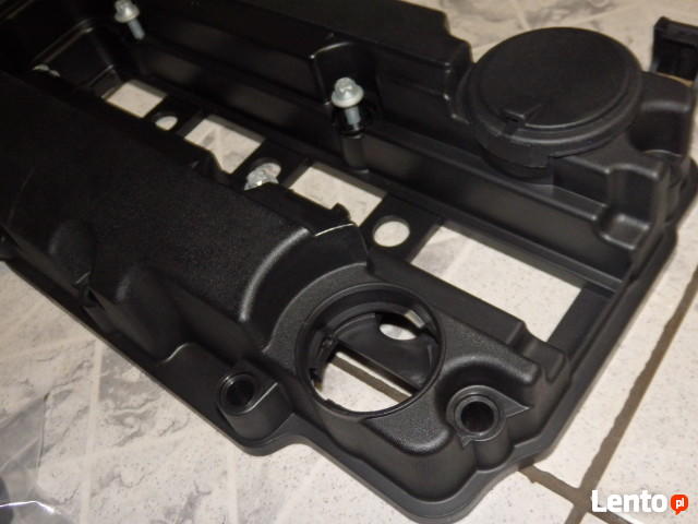 Pokrywa zaworów - odma Opel - Nowa wraz z uszczelka