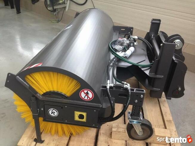 Odmiatarka hydrauliczna Kovaco do koparko-ładowarek