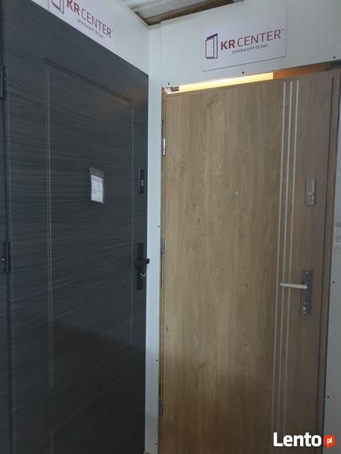 Drzwi wewnątrzklatkowe Bastion