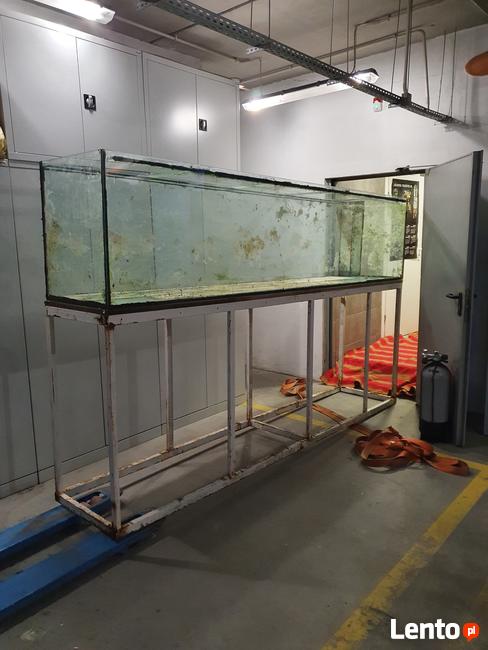 Tani Transport Przeprowadzki samochód z windą