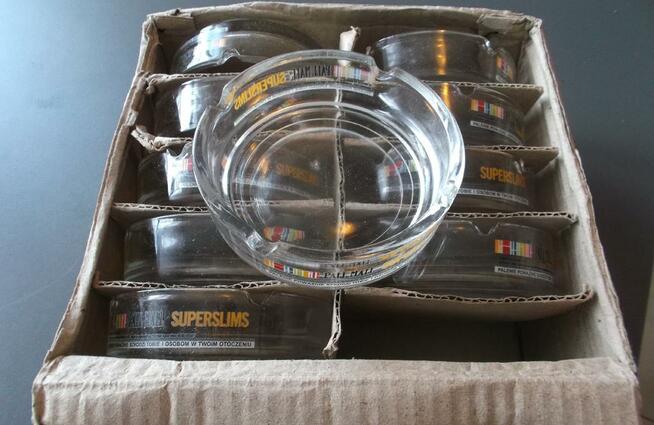 Popielniczki Pall Mall Superslims Popielniczka Okrągła Szkło