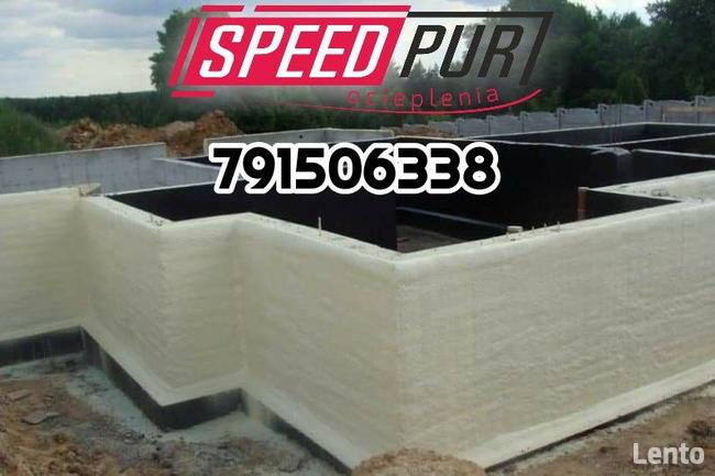 Piana PUR Ocieplanie Poddasze Wiązary Dach Strop Piła